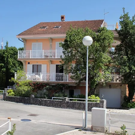 Apartment 5398h *